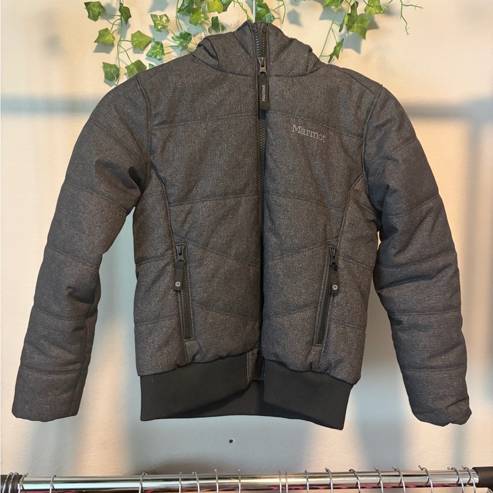 NWOT Marmot Kids Hooded Puffer Jacket in Charcoal Gray